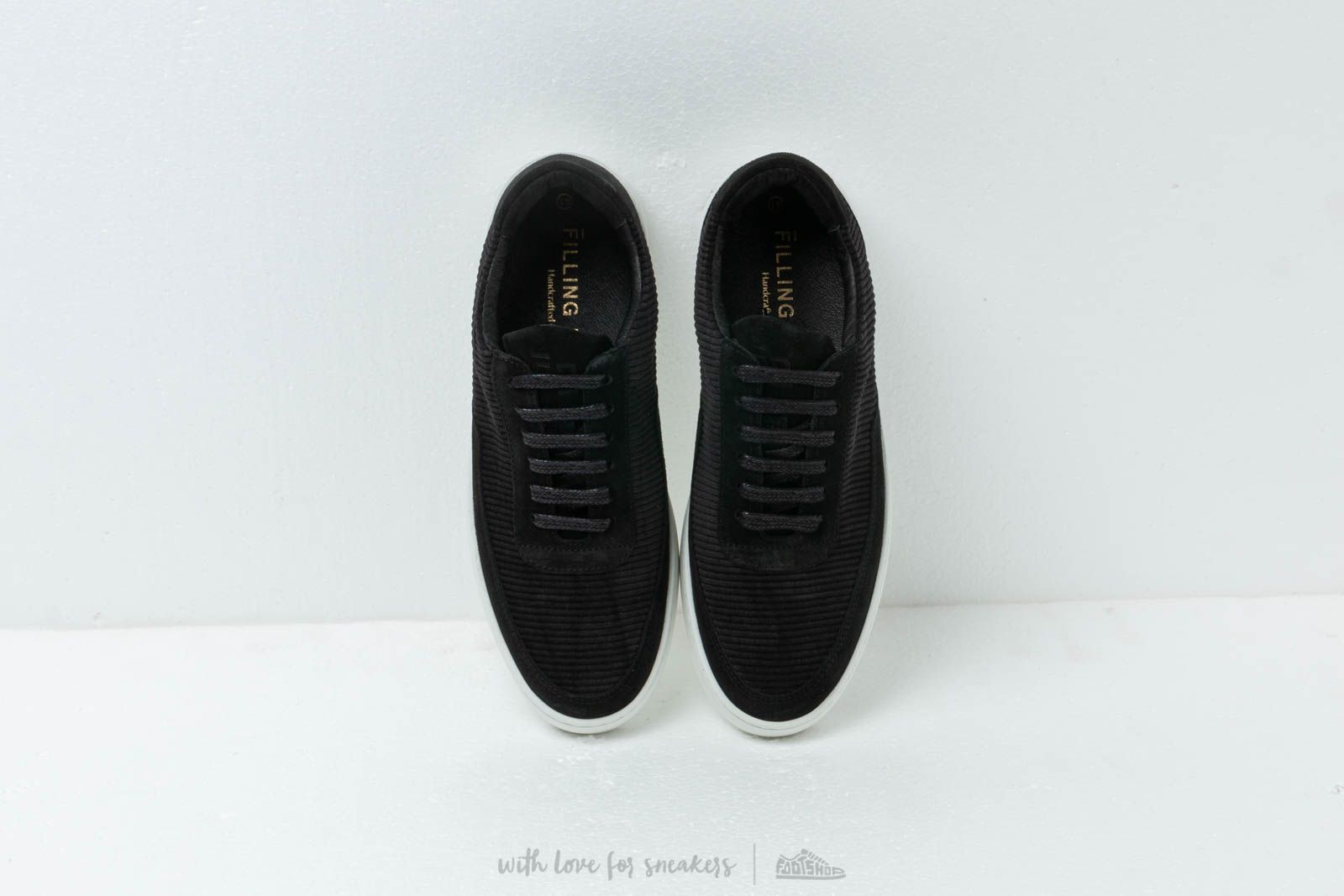 Men's shoes Filling Pieces Low Mondo Ripple Corduroy Black
