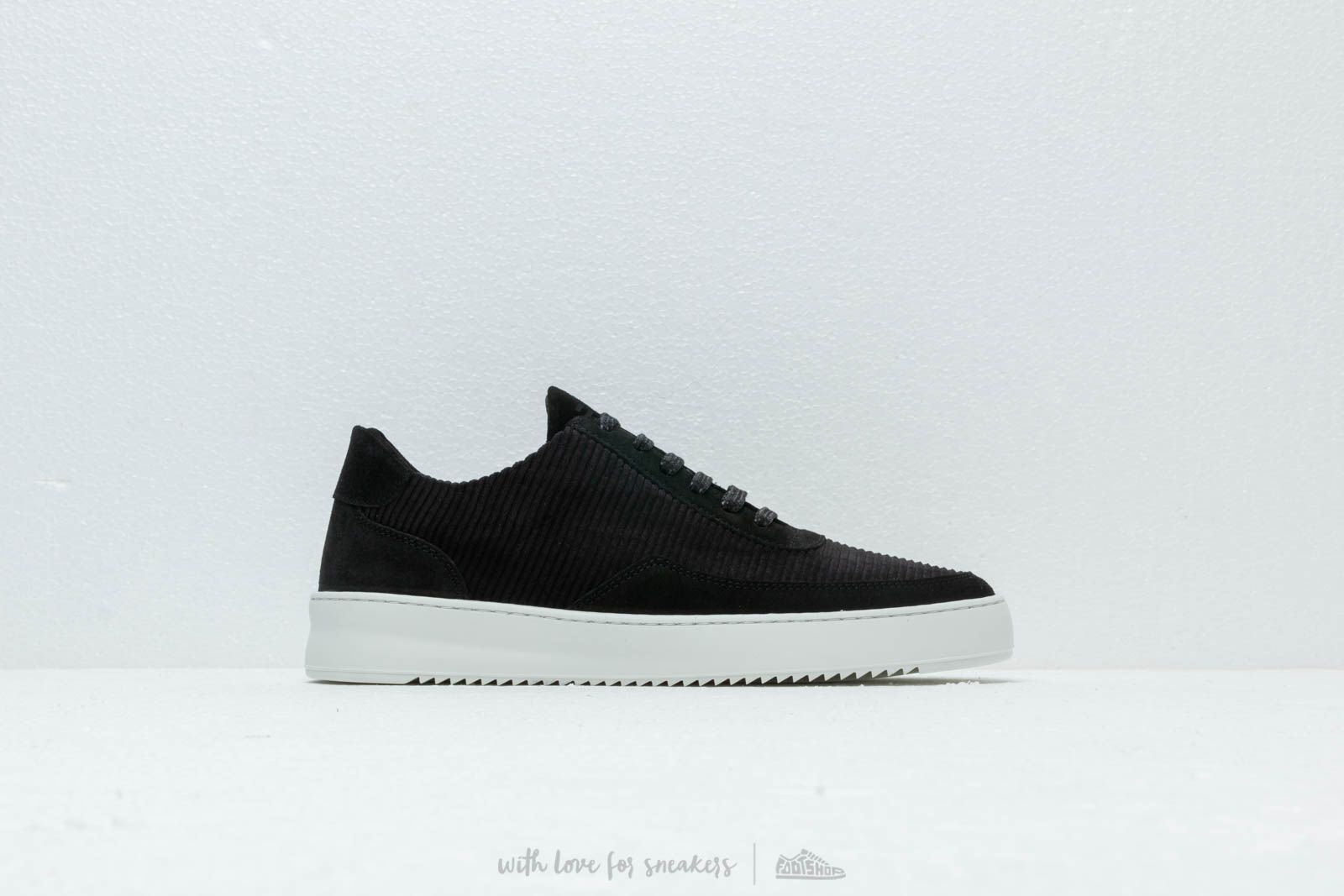 Men's shoes Filling Pieces Low Mondo Ripple Corduroy Black