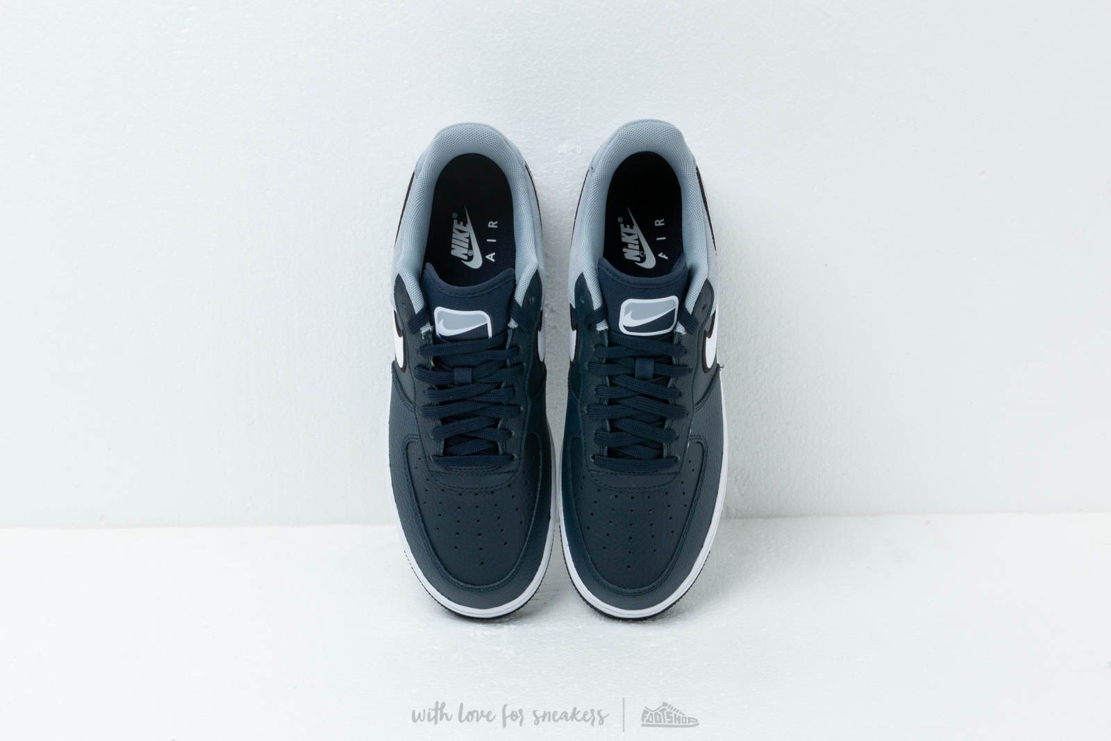Herren Sneaker und Schuhe Nike Air Force 1 '07 Lv8 1 Obsidian/ White-Obsidian Mist-Black