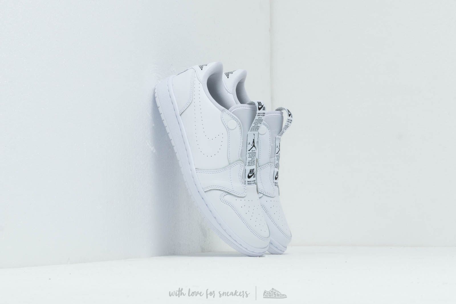 wmns air jordan 1 ret low slip