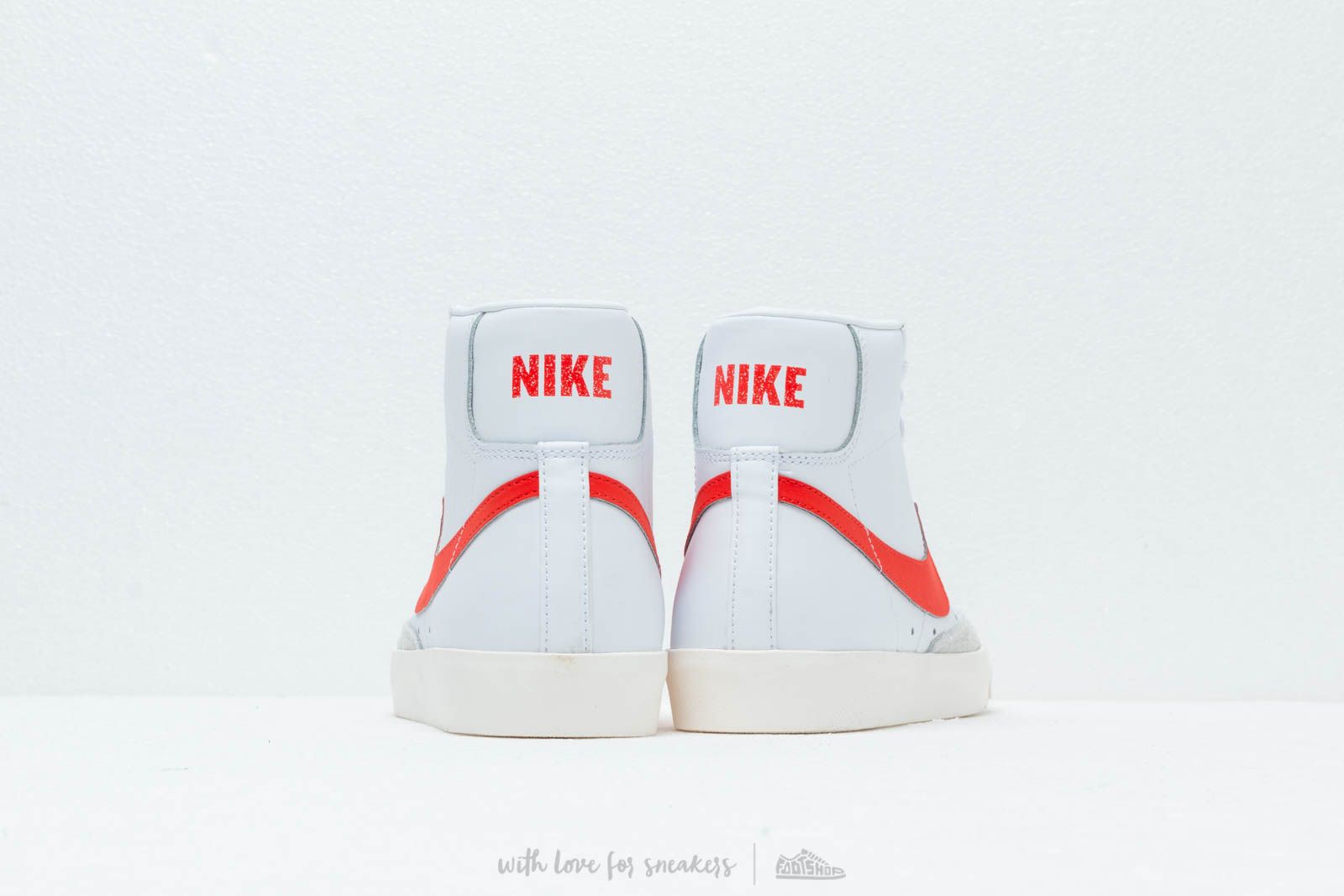 Scarpe uomo Nike Blazer MID '77 Vintage Habanero Red/ White Sail