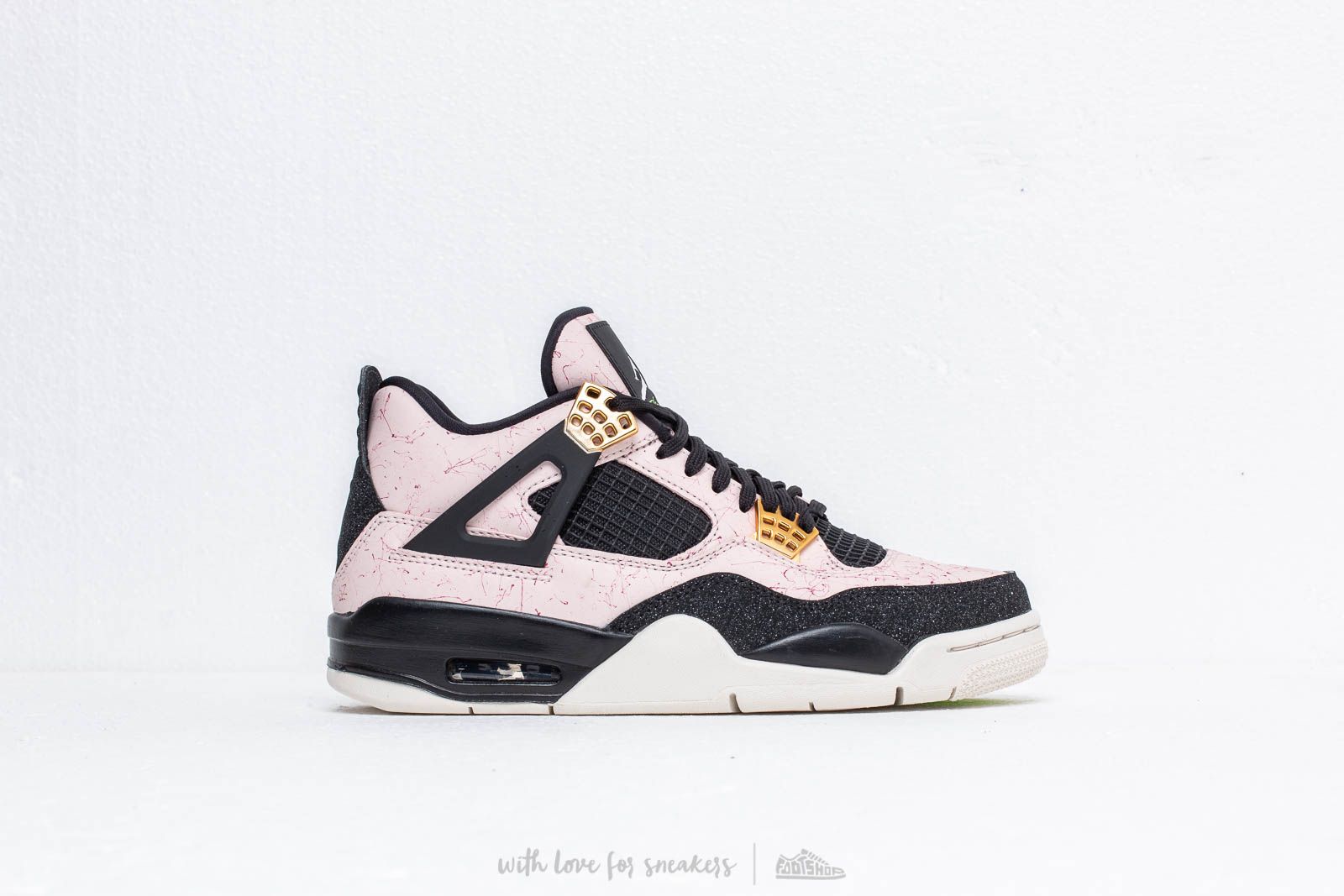 Aj4 slit red clearance