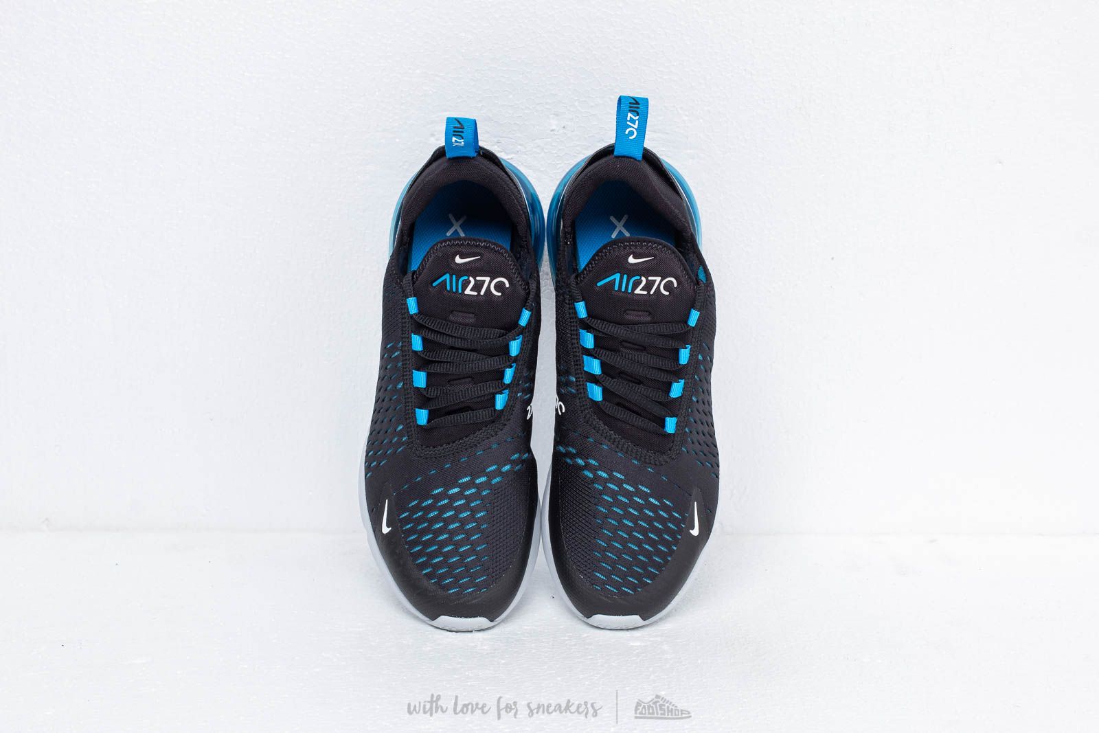 Nike air max online 270 black blue fury
