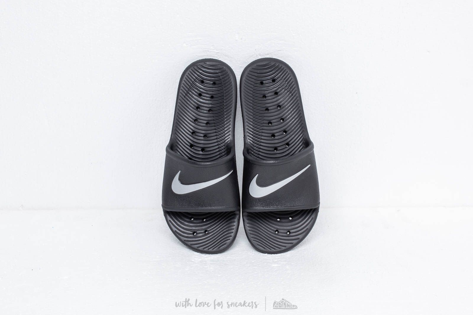 Scarpe uomo Nike Kawa Shower Black/ Metallic Silver