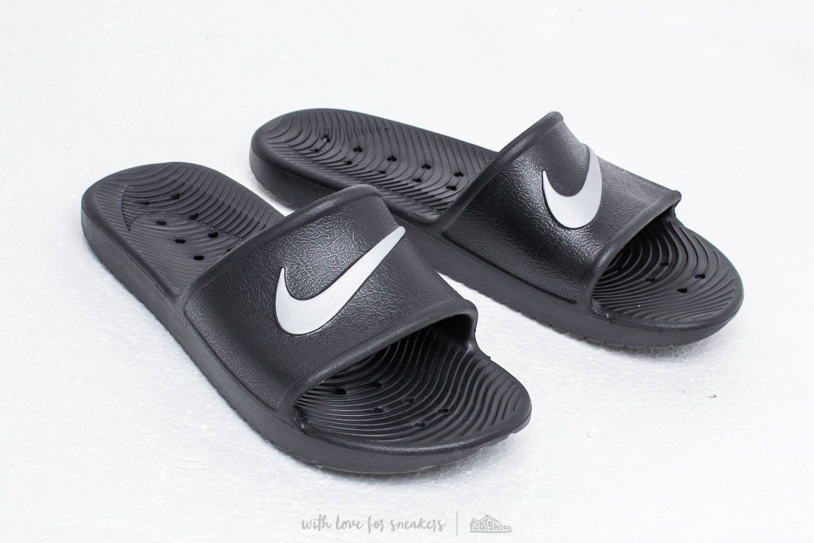 Scarpe uomo Nike Kawa Shower Black/ Metallic Silver