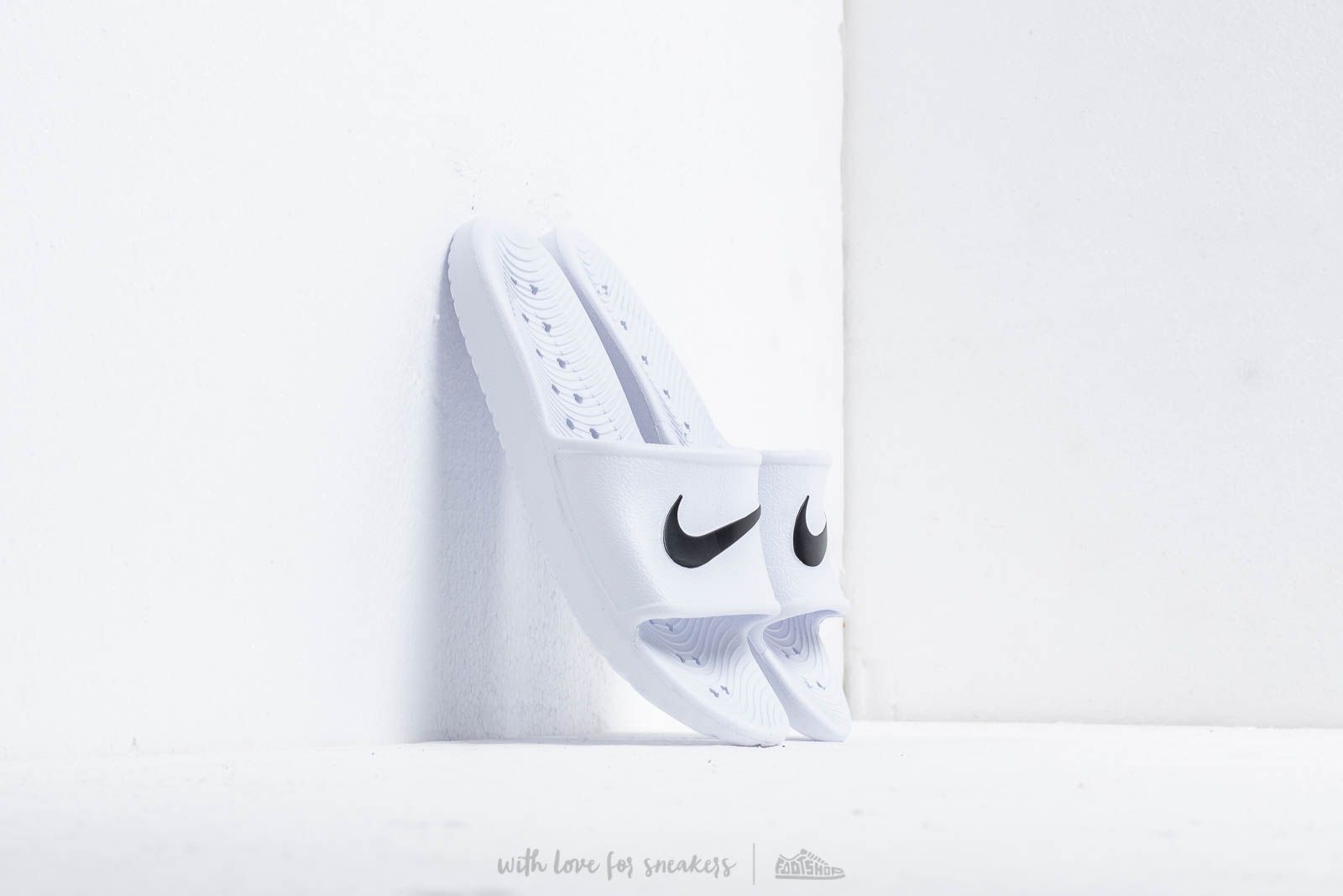 nike kawa shower white