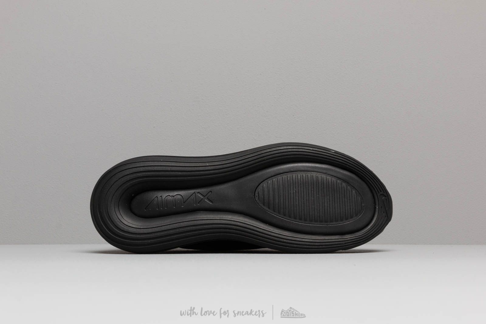Dámske topánky a tenisky Nike W Air Max 720 Black/ Black-Anthracite