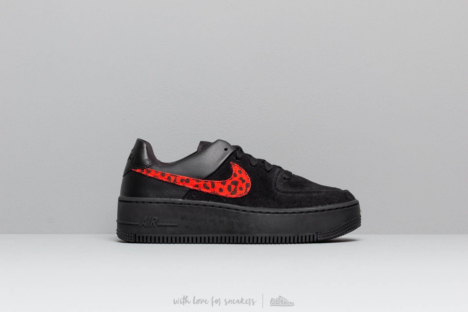 Nike air force outlet 1 sage low premium