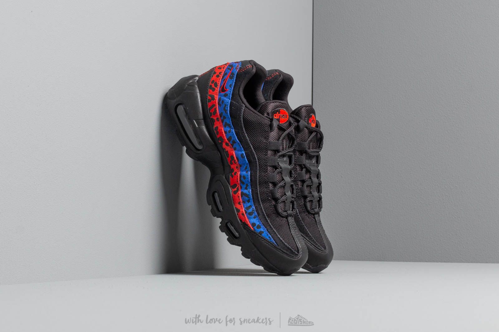 Női cipők Nike Wmns Air Max 95 Premium Black/ Black-Habanero Red-Racer Blue