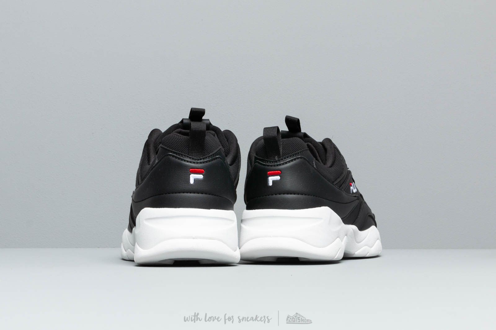 Fila ray top low black