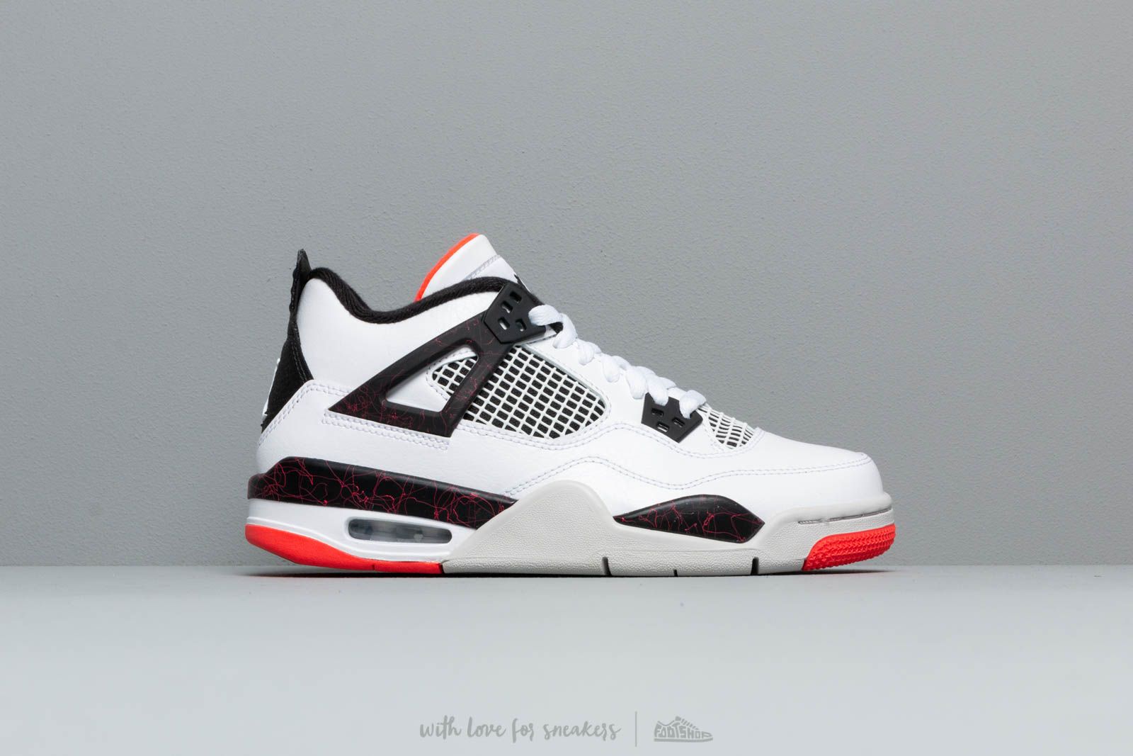 Buty damskie Air Jordan 4 Retro Gs White Black Bright Crimson