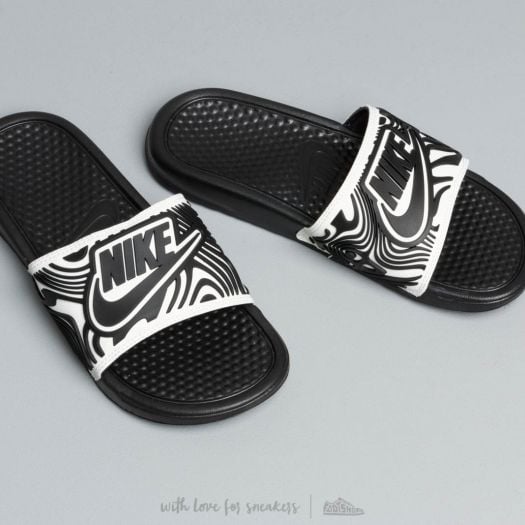 Nike benassi se shop