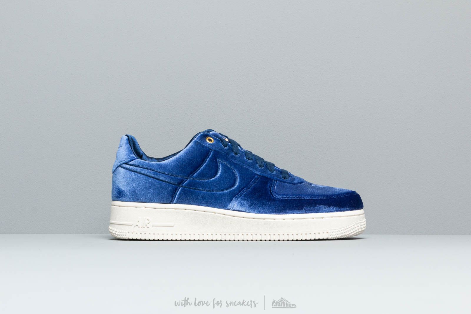Men s shoes Nike Air Force 1 07 Premium 3 Blue Void Blue Void