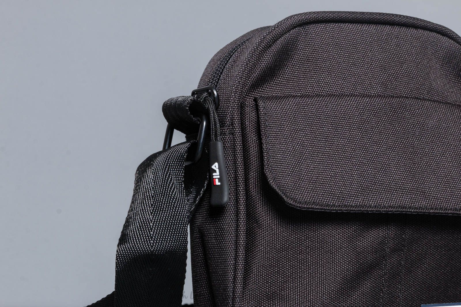 Crossbody tassen FILA Milan Pusher Bag Black