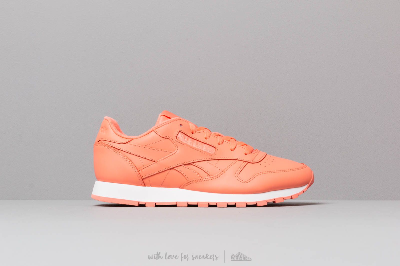 Reebok stellar pink online