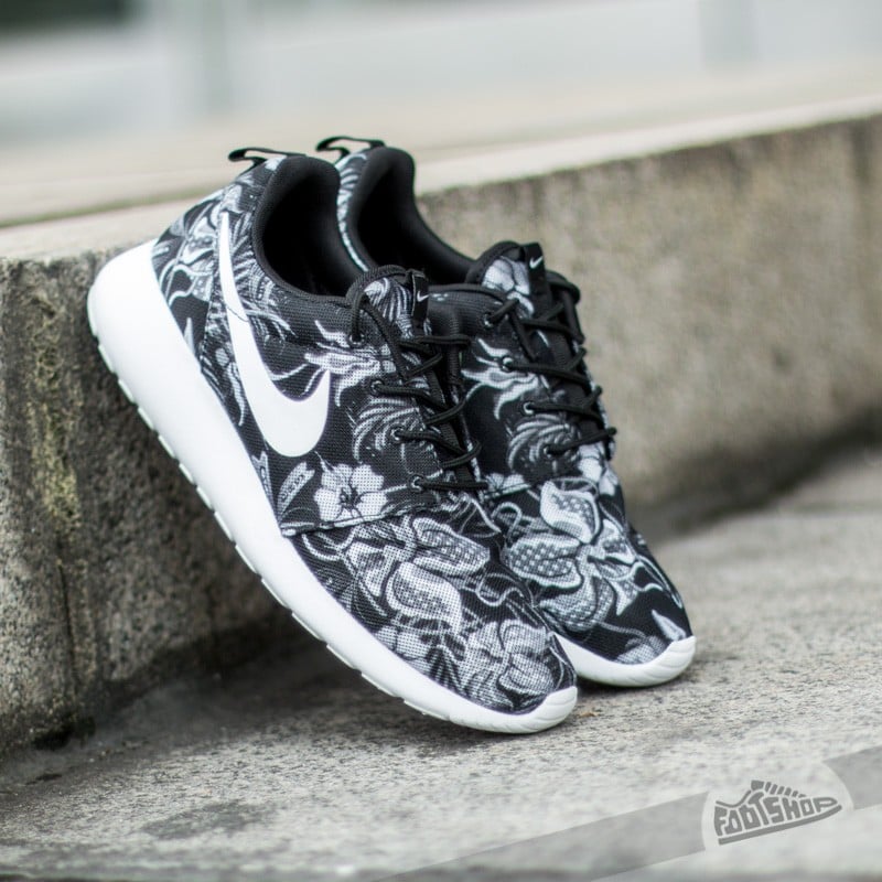 Nike roshe run cool grey black print clearance