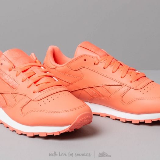 Reebok stellar pink deals
