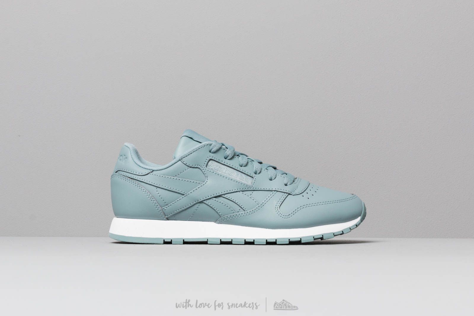 N i cip k Reebok Classic Leather W Teal Fog White Footshop