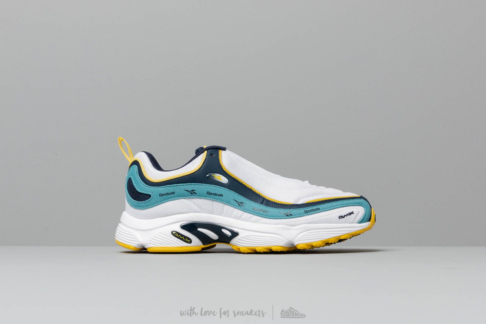 Reebok daytona hotsell dmx vector