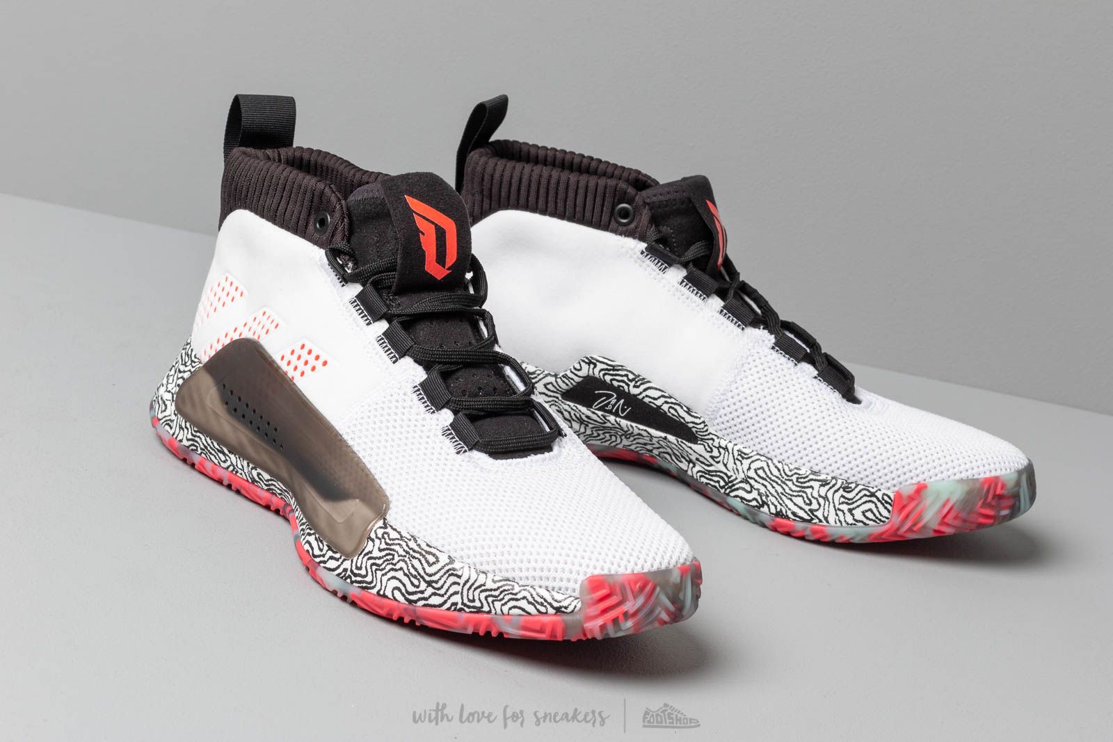 Încălțăminte și sneakerși pentru bărbați adidas Dame 5 Ftw White/ Shock Red/ Clear Mint