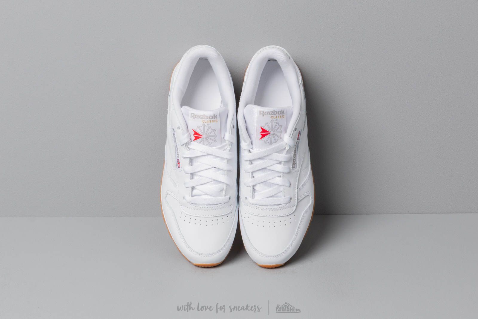 Skor för kvinnor Reebok W Classic Leather White/ Gum