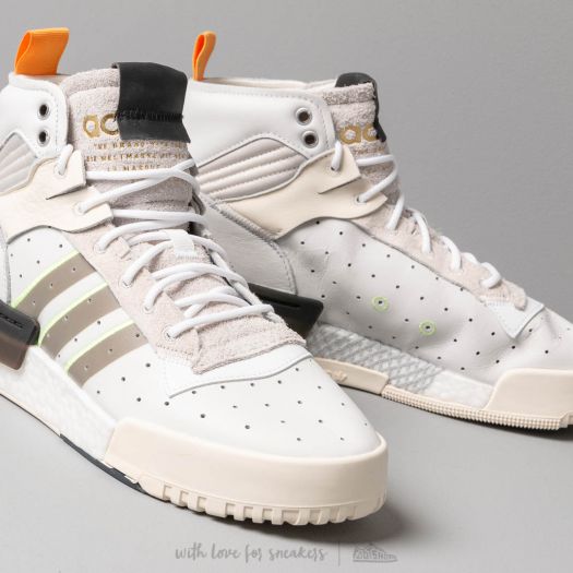 adidas Rivalry RM