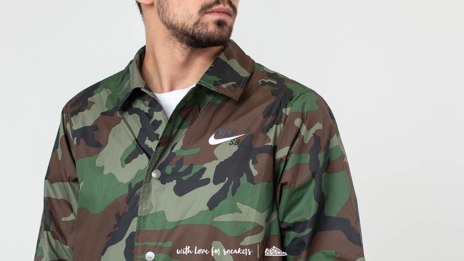 Jackets Nike SB Coach Jacket Medium Olive/ White