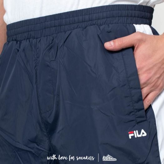 Fila al clearance