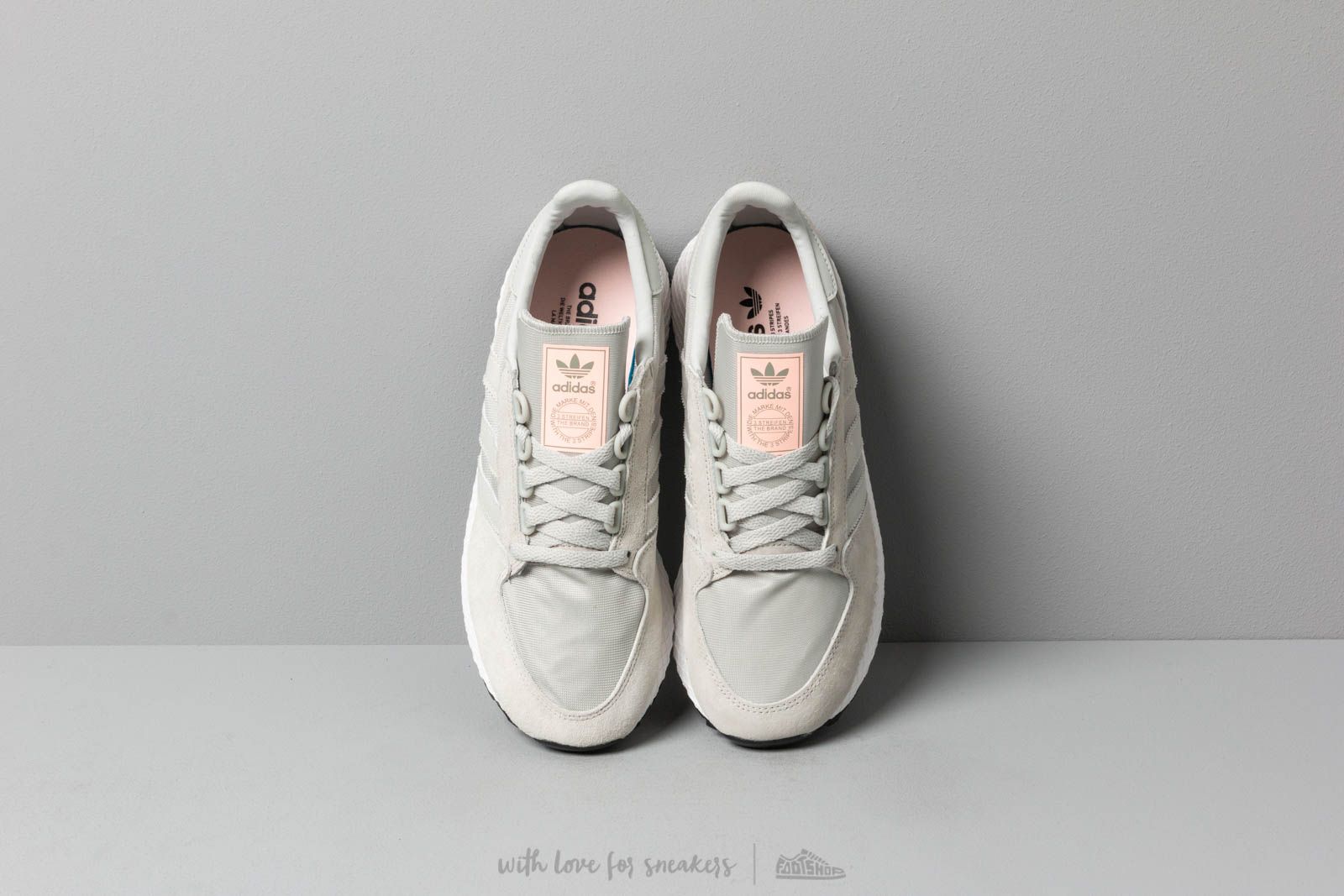Damen Sneaker und Schuhe adidas Forest Grove W Ash Silver/ Ash Silver/ Clear Orange