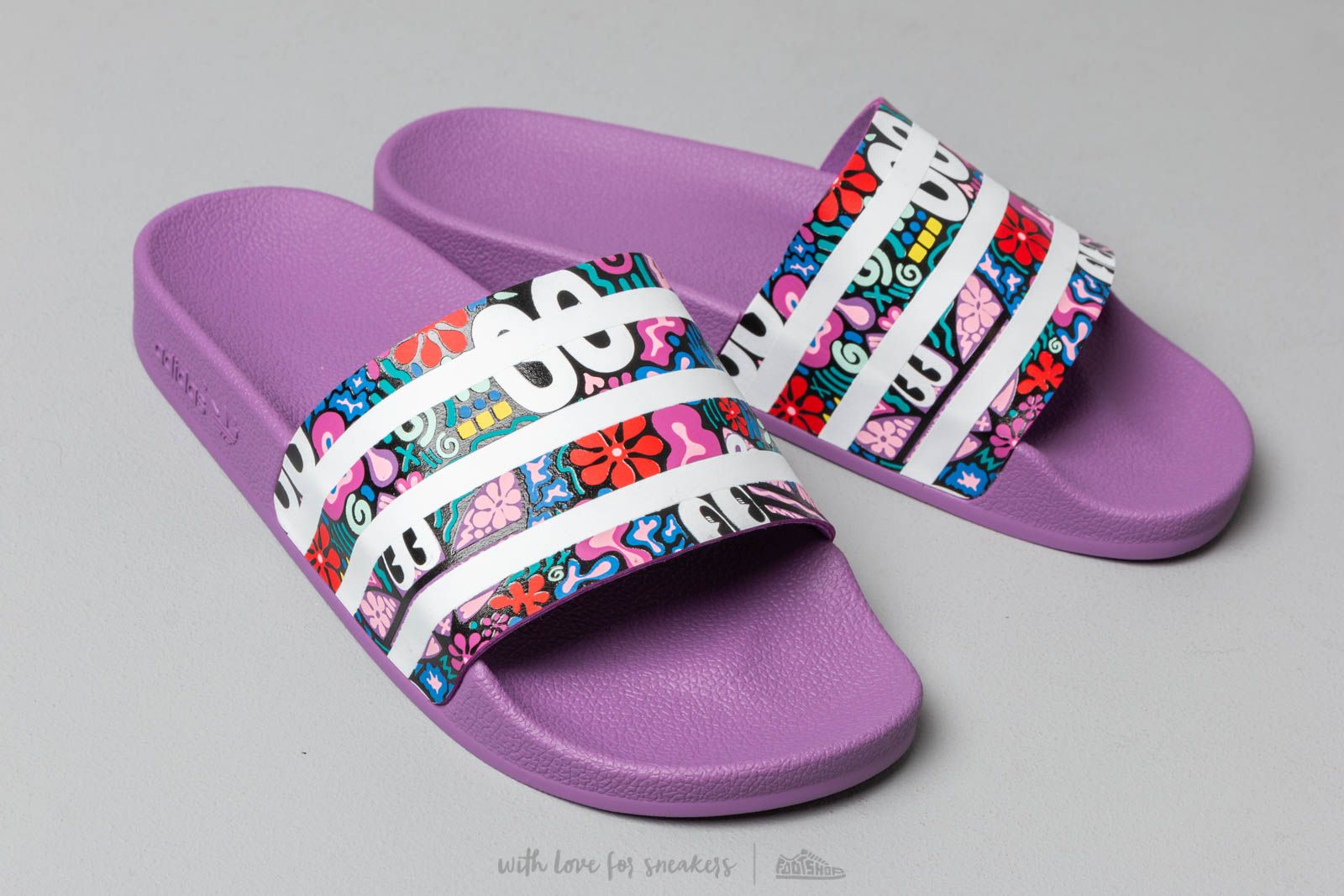 Sapatos de mulher adidas Adilette W Core Black/ Ftw White/ Active Red
