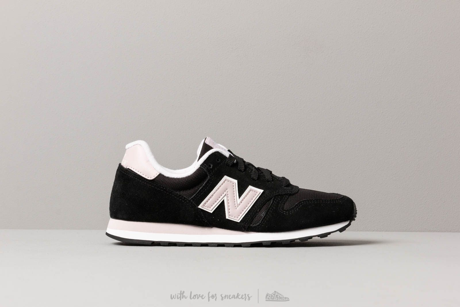 Women s shoes New Balance 373 Black Pink Footshop