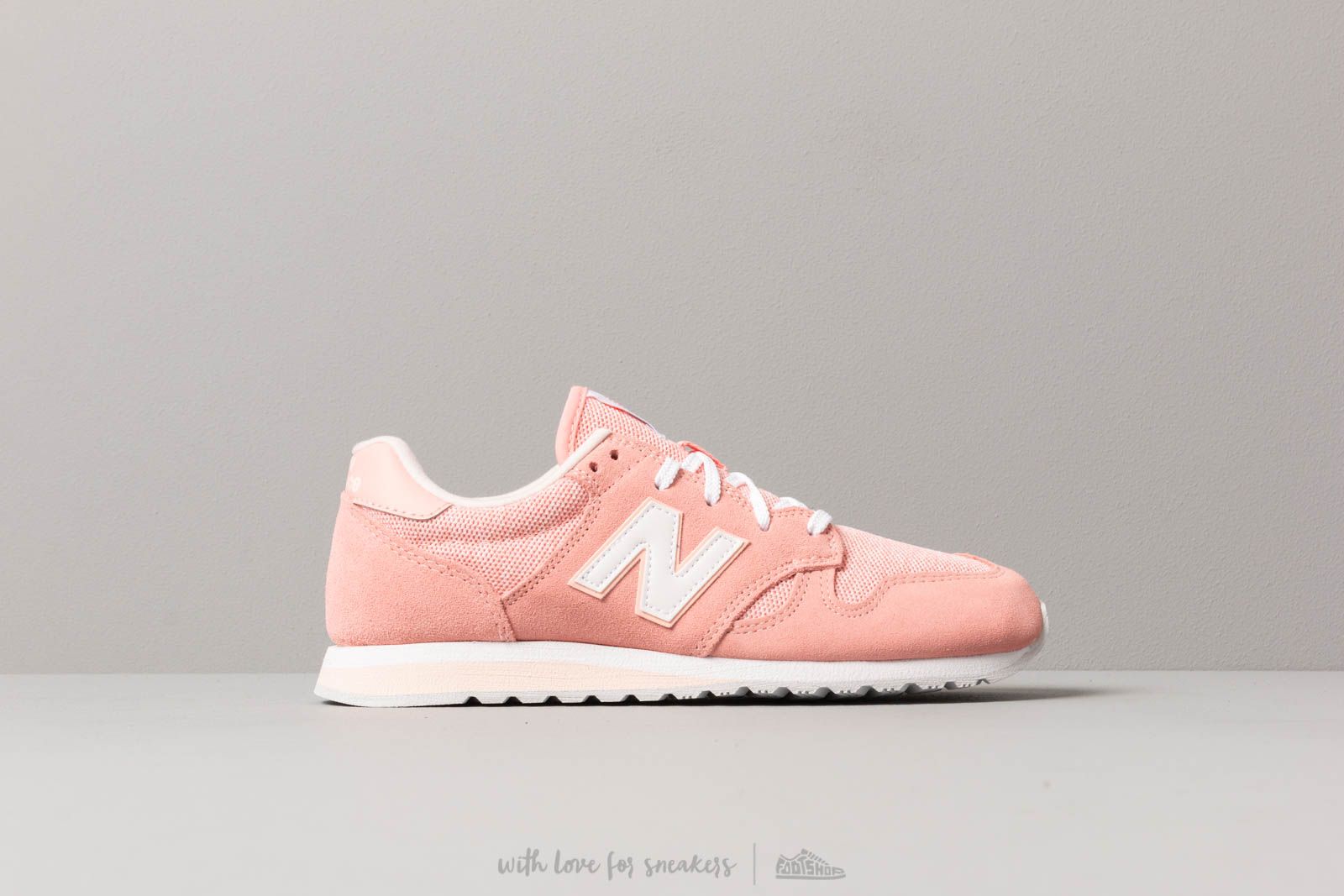 Frauen New Balance 520 Pink White Footshop