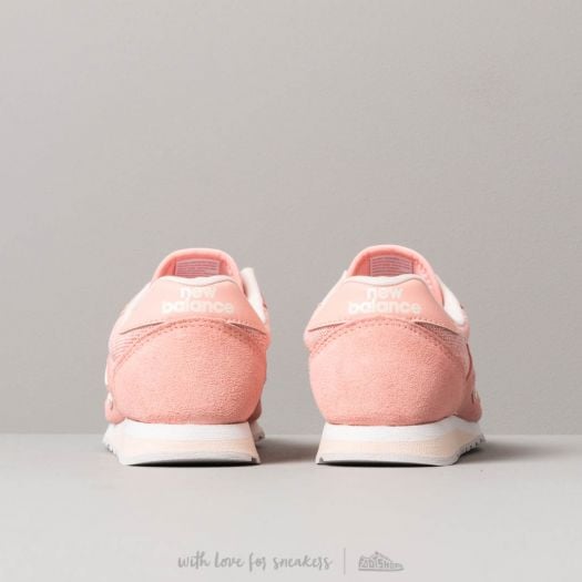 New balance on sale 520 classic pink