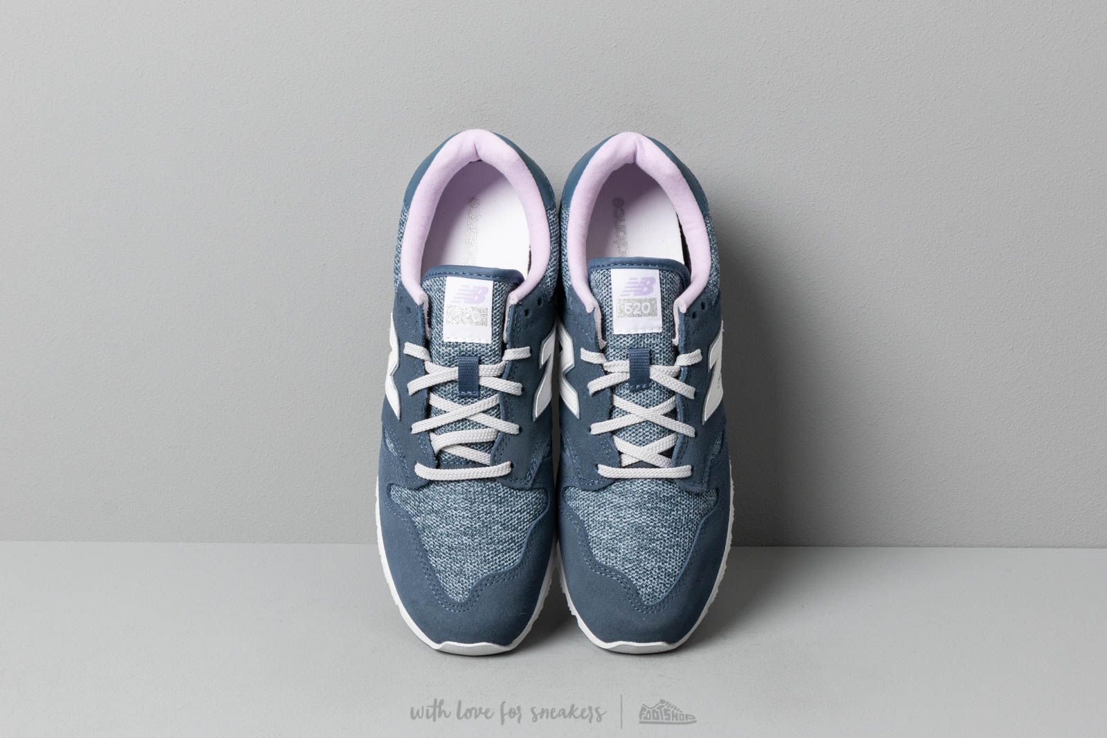 Scarpe donna New Balance 520 Blue/ Pink