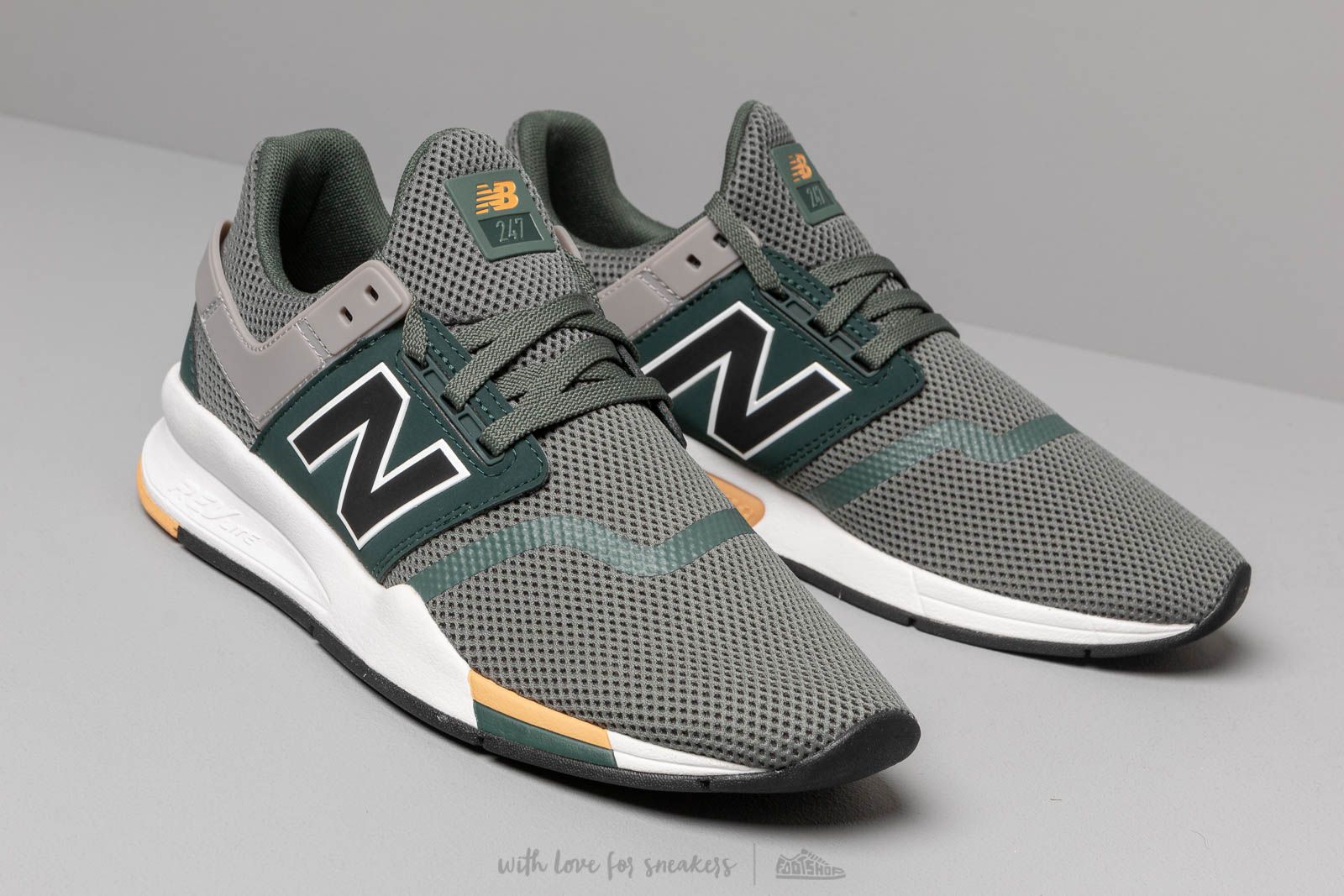 New balance online 247 heren abrikoos