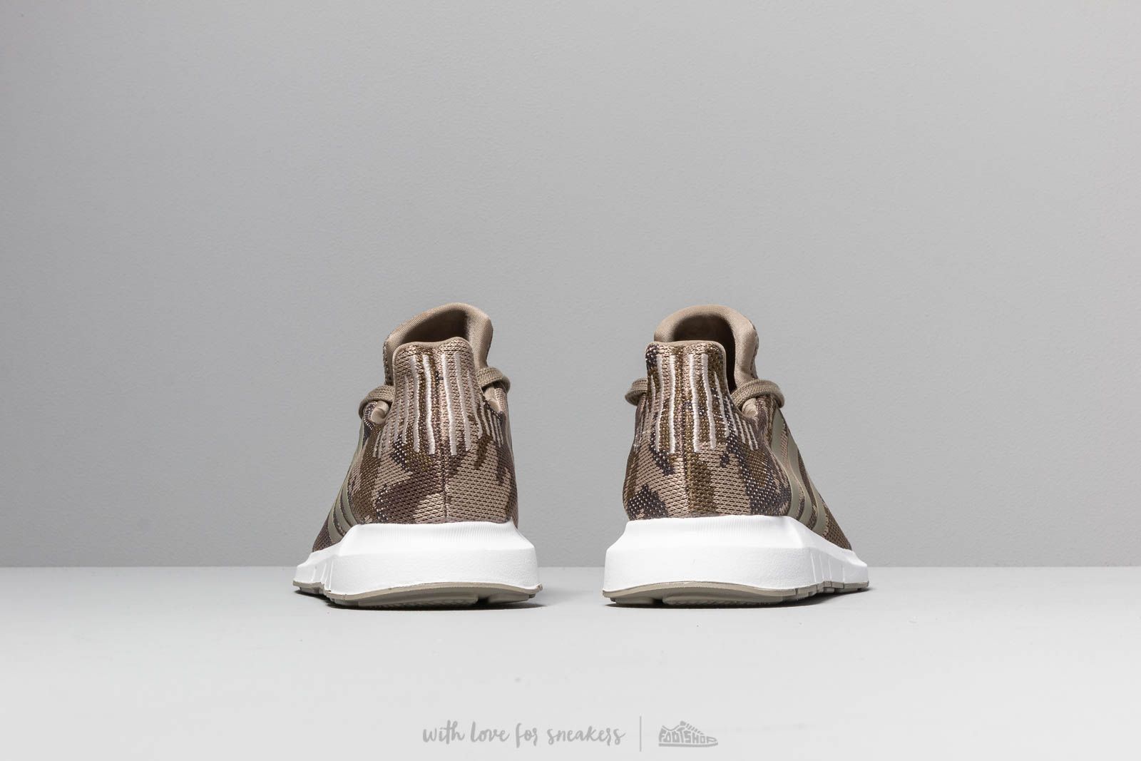 Adidas swift run trace cargo new arrivals