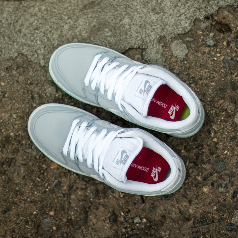 Zapatillas Hombre Nike Dunk Low Premium SB Wolf Grey/ White Retro