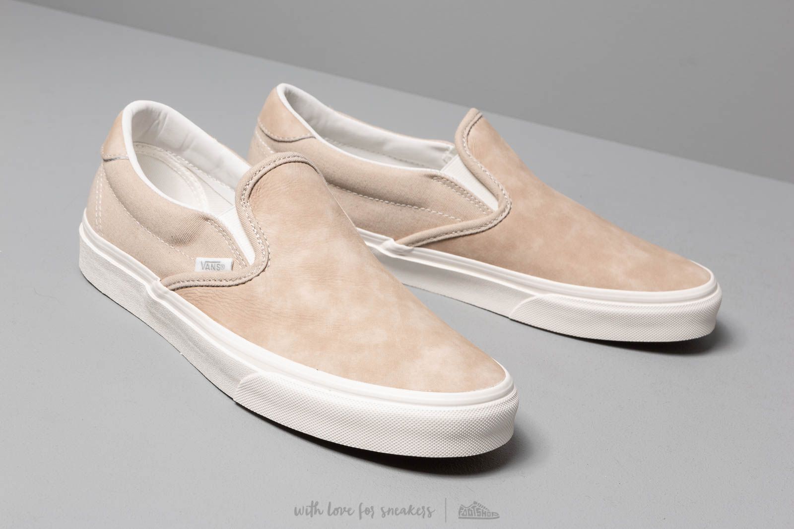 Vans slip on nubuck online
