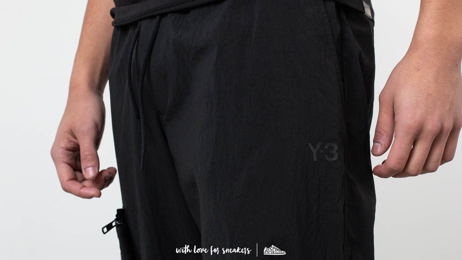 Pantaloni chino Y-3 Cargo Pants Black