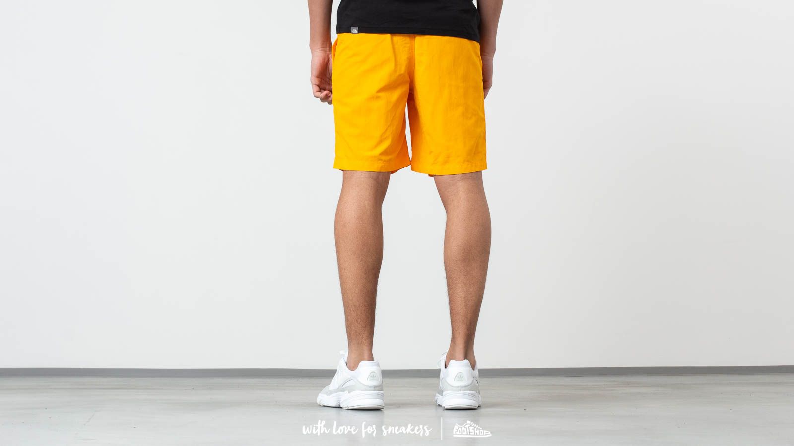 Kurzhosen The North Face Class V Rapids Water Short Zinnia Orange