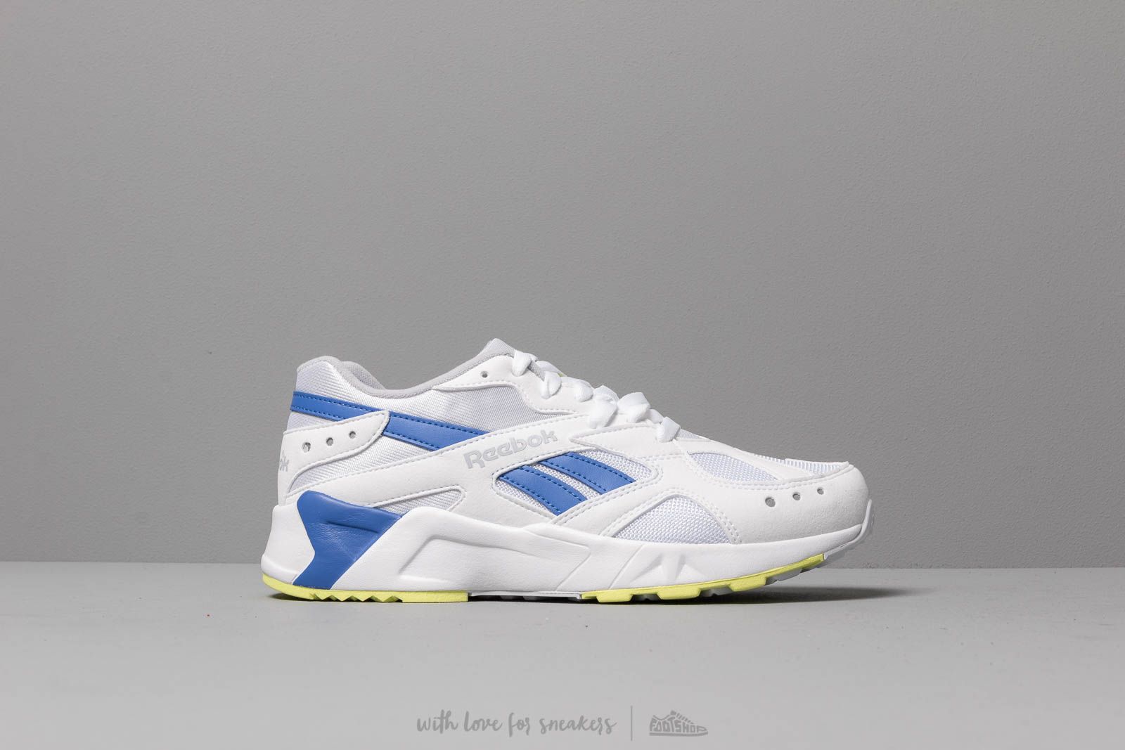 Reebok aztrek white blue 2025