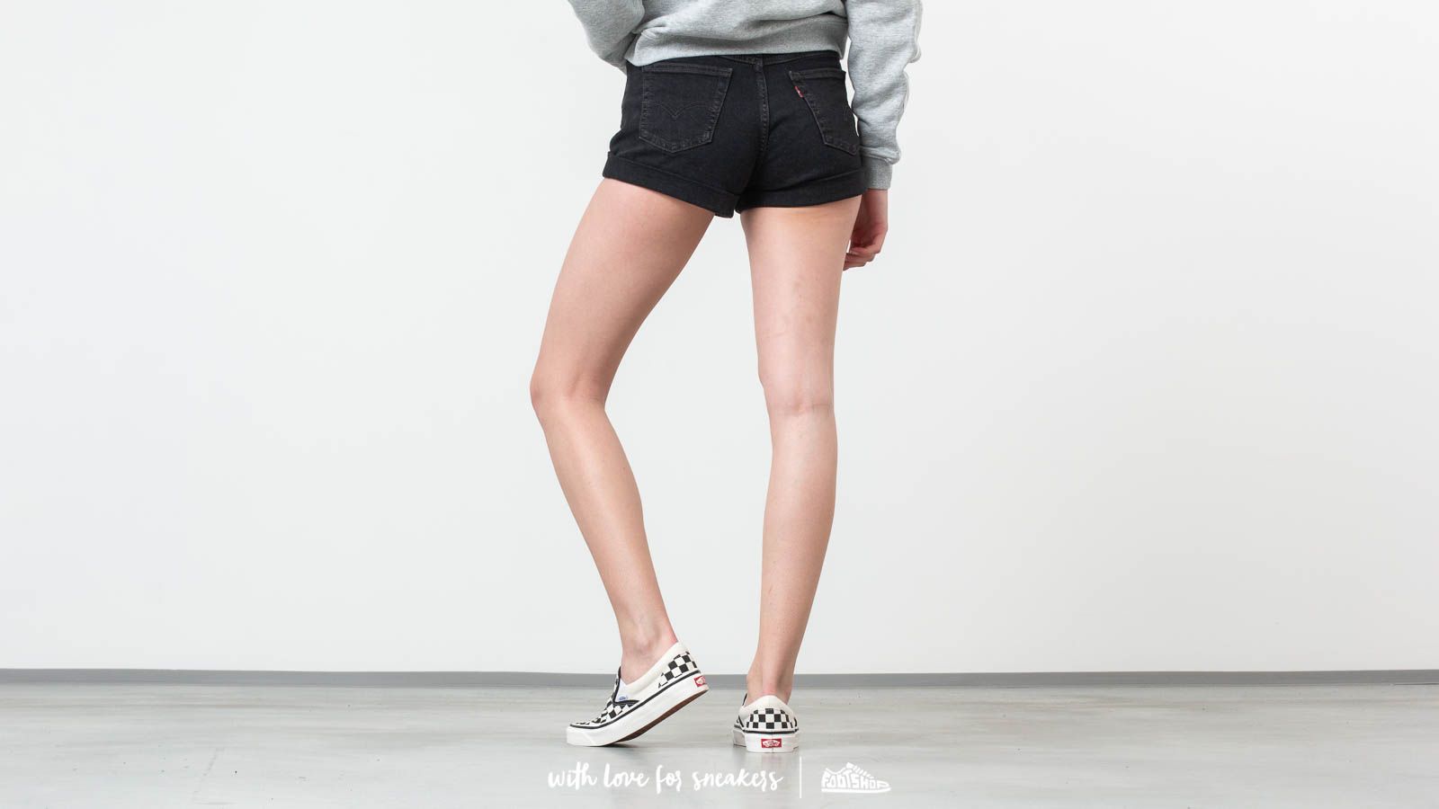 Pantalones cortos Levi's® Mom Shorts Black