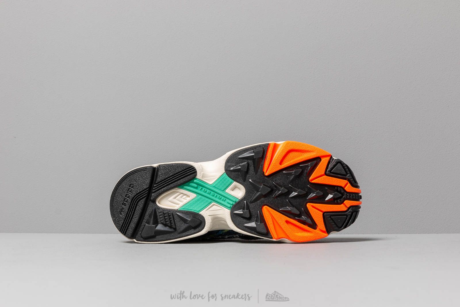 Women's shoes adidas Falcon W Supplier Color / Supplier Color / Off White