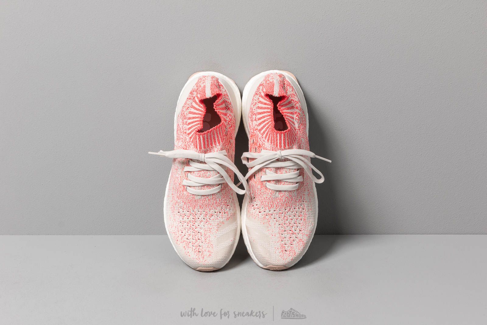 Încălțăminte și sneakerși pentru femei adidas UltraBOOST Uncaged W Raw White/ Raw White/ Shock Red