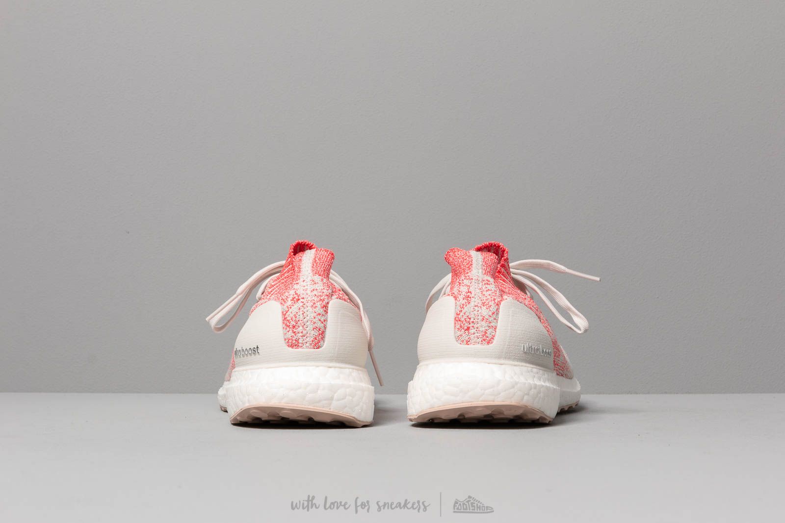 Încălțăminte și sneakerși pentru femei adidas UltraBOOST Uncaged W Raw White/ Raw White/ Shock Red