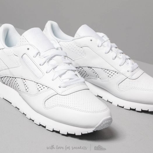 Women's reebok classics in white leather on sale