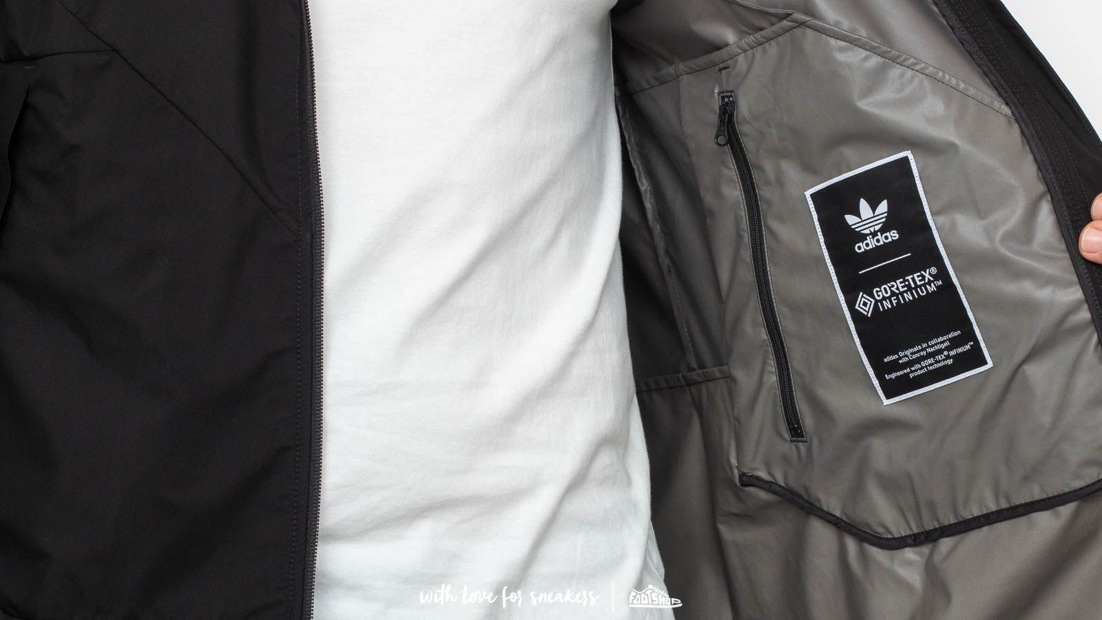 Joped ja mantlid adidas Karkaj Windbreaker Black