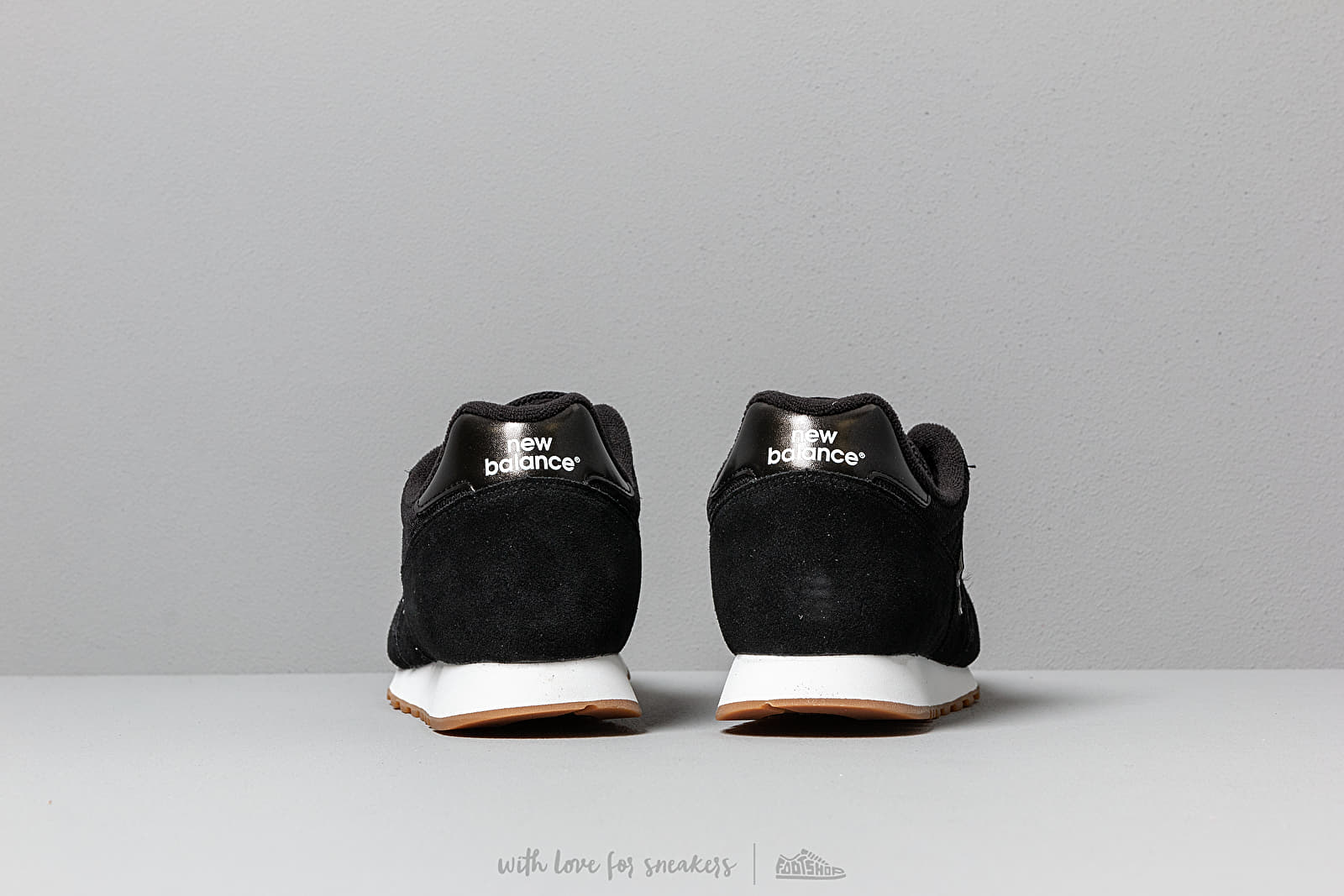Damen Sneaker und Schuhe New Balance 373 Black/ White/ Gum