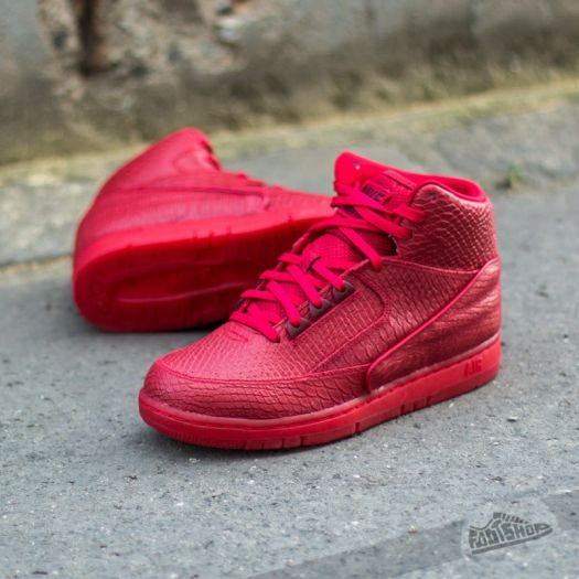 Air python red october top