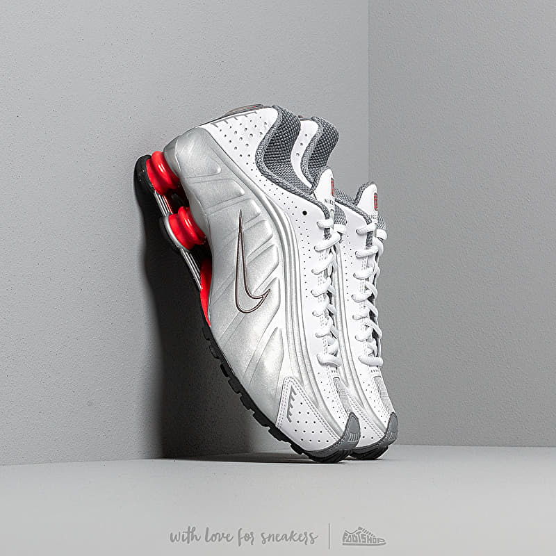 Nike Shox R4 White/ Metallic Silver | Footshop